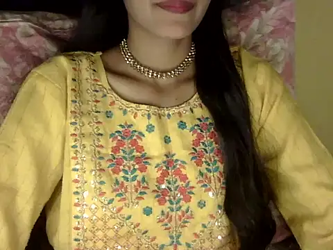 zara Khan0 online show from 10/29/25, 02:08