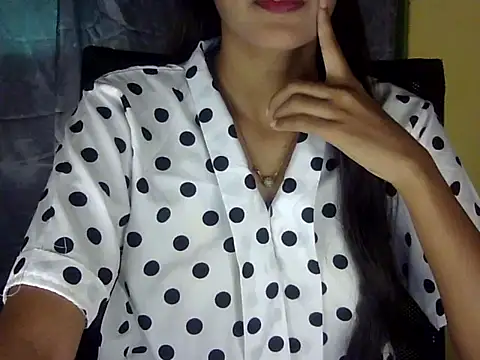 zara Khan0 online show from 11/09/25, 02:32