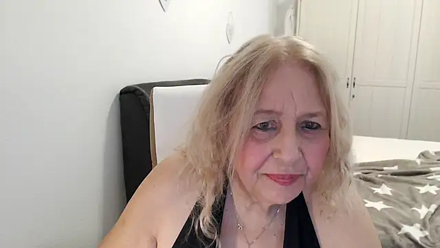 SusiLifeXXX online show from 06/18/26, 05:28