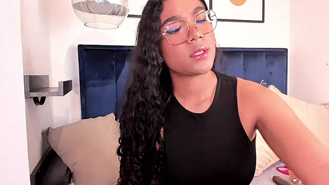 Seshat Hitt online show from 10/15/25, 04:12