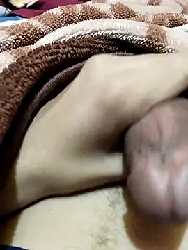 Snapshot of saneer69tew chatting on 10/15/25, 07:03 saneer69tew online show from 10/15/25, 07:03