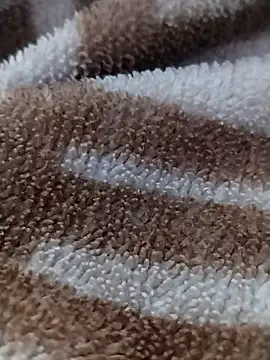 Snapshot of saneer69tew chatting on 10/19/25, 11:33 saneer69tew online show from 10/19/25, 11:33