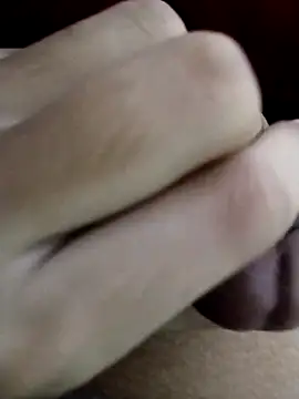 Snapshot of saneer69tew chatting on 12/23/25, 04:21 saneer69tew online show from 12/23/25, 04:21