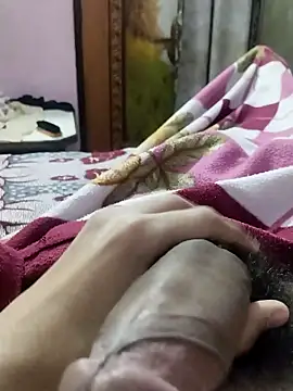 Snapshot of saneer69tew chatting on 03/11/26, 04:51 saneer69tew online show from 03/11/26, 04:51