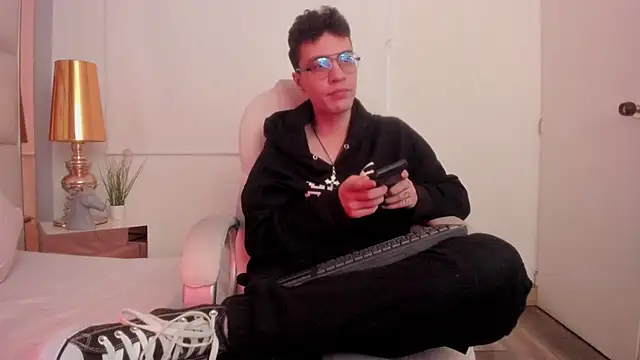 dark sun302 online show from 11/12/25, 09:36