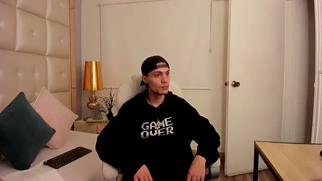 dark sun302 online show from 12/14/25, 03:01