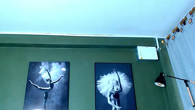 Evaa 18 online show from 09/23/25, 05:38