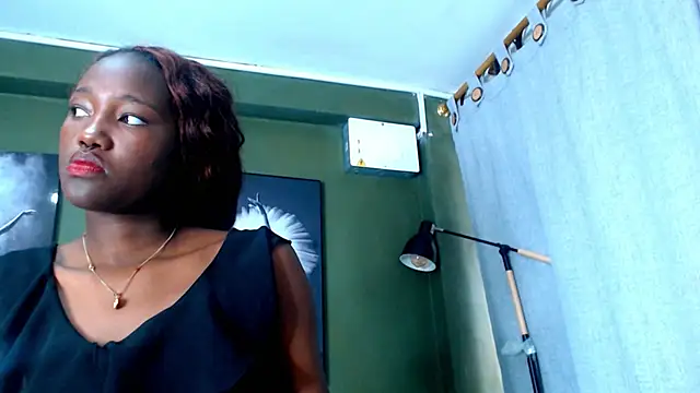 Evaa 18 online show from 10/04/25, 05:33