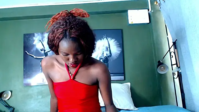 Evaa 18 online show from 10/08/25, 06:16