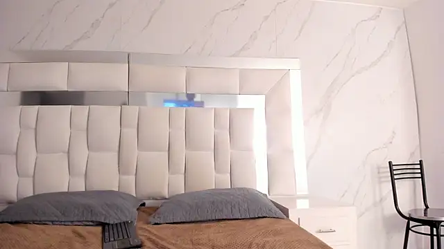 Snapshot of Maia_Park chatting on 01/12/26, 01:49 Maia Park online show from 01/12/26, 01:49