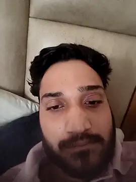 Snapshot of Himanshu111007 chatting on 09/24/25, 08:50 Himanshu111007 online show from 09/24/25, 08:50