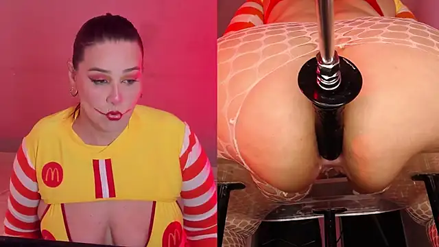 Snapshot of ErikaMontiel__ chatting on 10/24/25, 09:11 ErikaMontiel online show from 10/24/25, 09:11