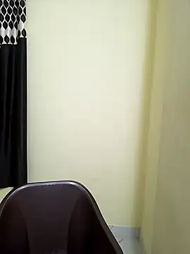 Snapshot of Raj-kumari chatting on 12/18/25, 05:08 Raj-kumari online show from 12/18/25, 05:08