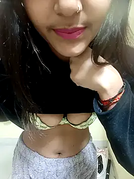 Snapshot of Raj-kumari chatting on 02/10/26, 03:27 Raj-kumari online show from 02/10/26, 03:27