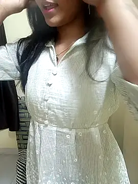 Snapshot of Raj-kumari chatting on 02/25/26, 05:11 Raj-kumari online show from 02/25/26, 05:11