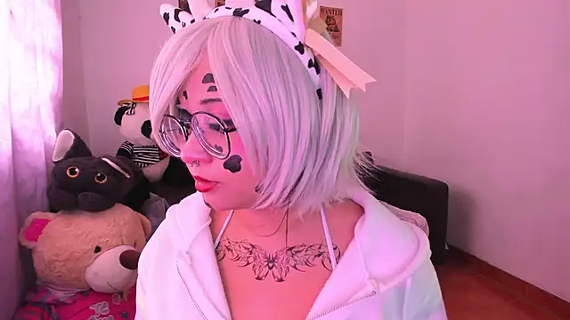 Lolii Zoe online show from 10/08/25, 06:16