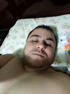 Snapshot of romiroom chatting on 09/21/25, 04:25 romiroom online show from 09/21/25, 04:25