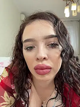 Hannah xBaby online show from 12/05/25, 10:02