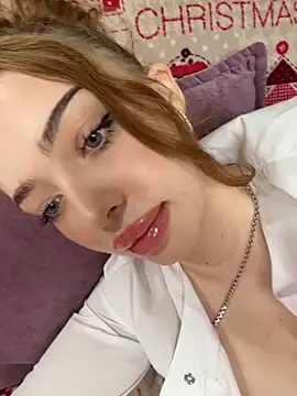 Snapshot of Hannah_xBaby chatting on 05/21/26, 10:11 Hannah xBaby online show from 05/21/26, 10:11