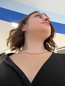 lucy-joy online show from 09/25/25, 10:30