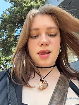 Snapshot of lucy-joy chatting on 05/17/26, 10:00 lucy-joy online show from 05/17/26, 10:00