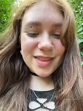Snapshot of lucy-joy chatting on 07/28/26, 12:48 lucy-joy online show from 07/28/26, 12:48