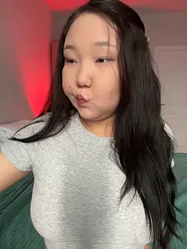 Snapshot of tammy_gun chatting on 10/11/25, 11:20 tammy gun online show from 10/11/25, 11:20