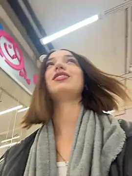 DollyTall online show from 10/13/25, 07:41