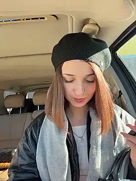 DollyTall online show from 10/15/25, 09:09