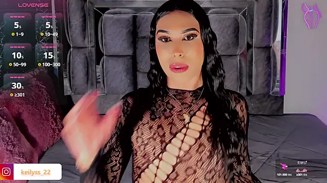 Snapshot of Keilyss_ chatting on 09/21/25, 05:09 Keilyss online show from 09/21/25, 05:09