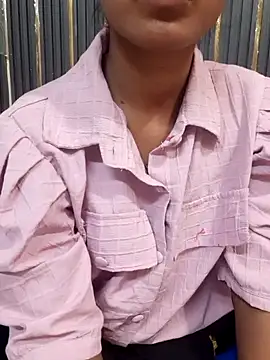 Snapshot of AnkitaDevi chatting on 10/03/25, 03:58 AnkitaDevi online show from 10/03/25, 03:58