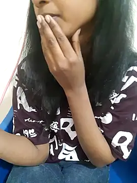 Snapshot of AnkitaDevi chatting on 02/08/26, 05:44 AnkitaDevi online show from 02/08/26, 05:44