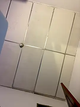 Emily Taylor2 online show from 11/03/25, 03:52