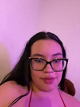 Emily Taylor2 online show from 11/04/25, 02:54