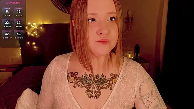 NaomiRey1 online show from 11/01/25, 05:15