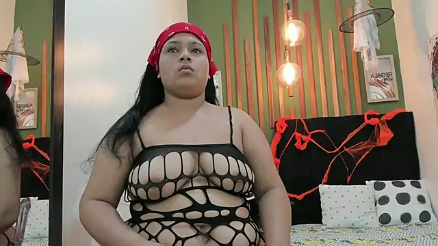 Laura Sex19 online show from 11/05/25, 12:05