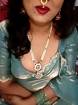 Snapshot of Niharika555 chatting on 06/19/26, 05:39 Niharika555 online show from 06/19/26, 05:39