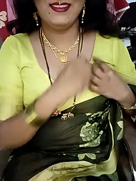 Snapshot of Niharika555 chatting on 06/21/26, 03:36 Niharika555 online show from 06/21/26, 03:36