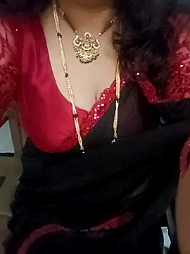 Snapshot of Niharika555 chatting on 07/17/26, 06:02 Niharika555 online show from 07/17/26, 06:02