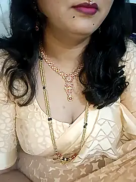 Snapshot of Niharika555 chatting on 07/28/26, 04:39 Niharika555 online show from 07/28/26, 04:39