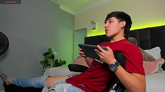 Ares di martin online show from 11/29/25, 01:36