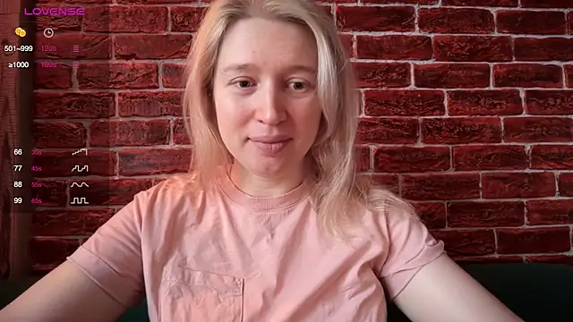 CitrusBlissss online show from 11/28/25, 02:47