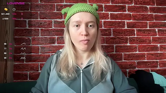 CitrusBlissss online show from 12/01/25, 03:11