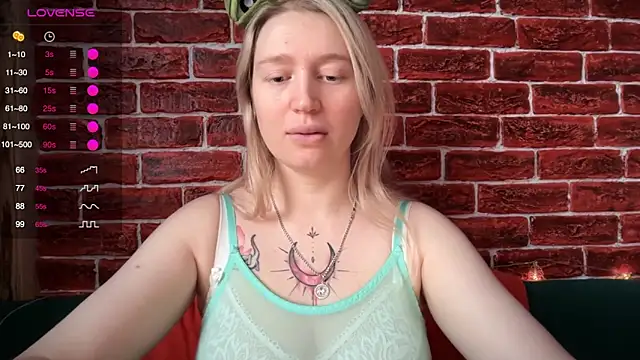 CitrusBlissss online show from 12/19/25, 03:24