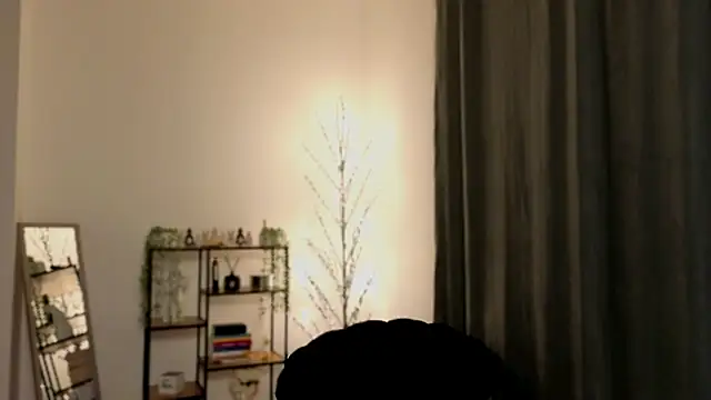 aerisblue online show from 12/01/25, 07:52