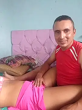 Snapshot of miroqui143 chatting on 02/25/26, 09:35 miroqui143 online show from 02/25/26, 09:35