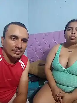 Snapshot of miroqui143 chatting on 03/18/26, 12:03 miroqui143 online show from 03/18/26, 12:03