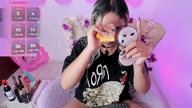 Nataliahenao69 online show from 11/12/25, 02:28