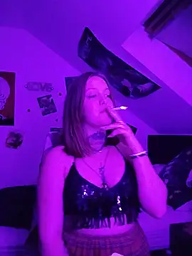 Amatrice X online show from 05/17/26, 08:16