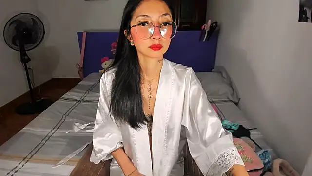 Anais lux online show from 05/15/26, 11:12